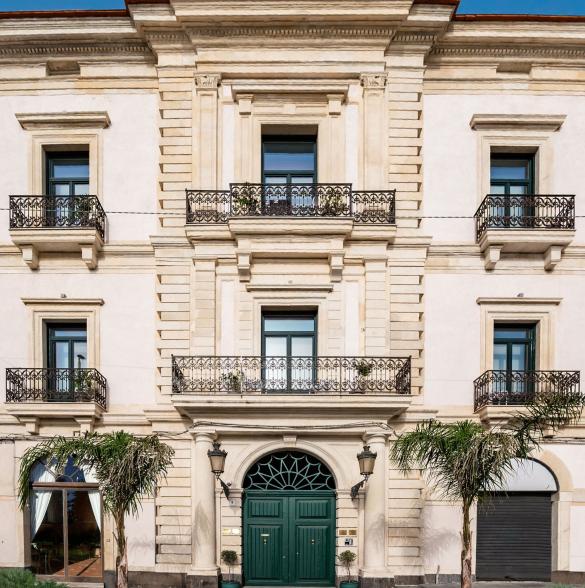 260904-albergo 260904-albergo